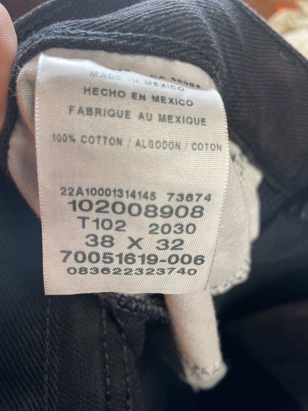 Lee Men's Straight Regular fit Jeans in Black - Picture 9 of 9